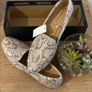 MASSINI women reese snake shoes size 8